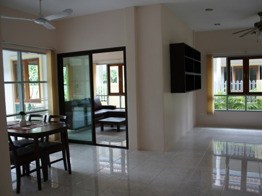 Image HCV008 5