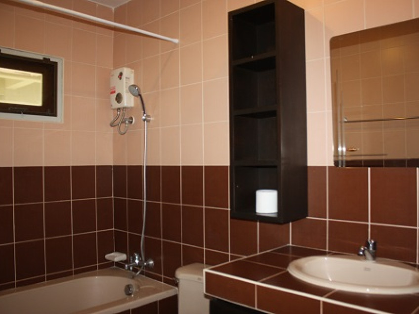 Image HCV008 8